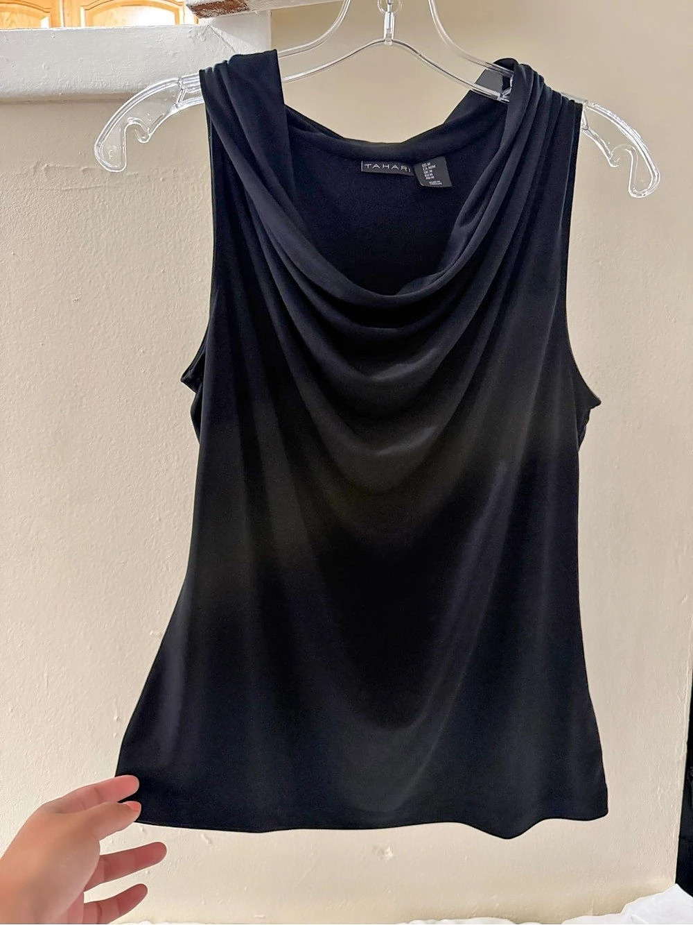 Tahari Draped Neck Tank in Black Medium Like New